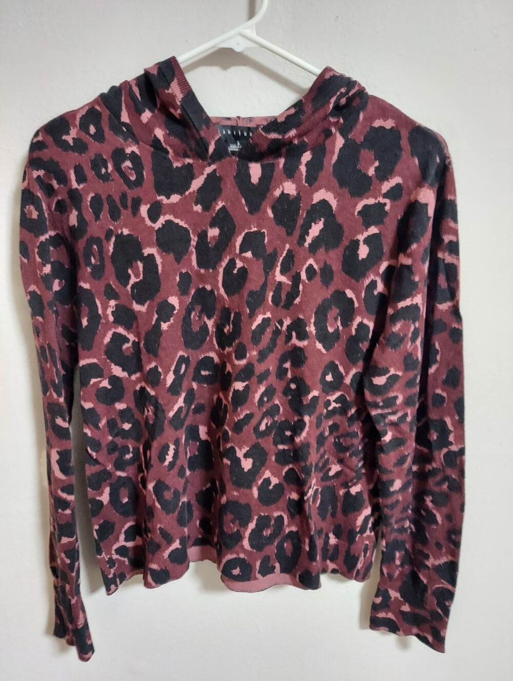 Women's Burgundy Leopard Print Hoodie Sweater